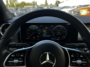 Mercedes-Benz B
