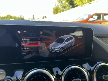 Mercedes-Benz B