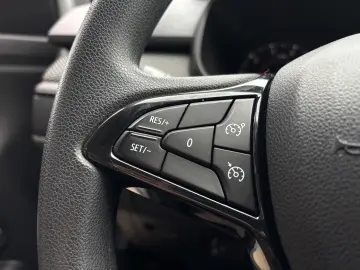 Dacia Logan TCe 90 Essential