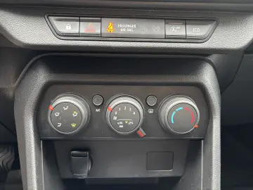 Dacia Logan TCe 90 Essential
