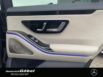 S 400 d 4M AMG AUG-RE-HUD BUR-3D SH HAL PANO FAP