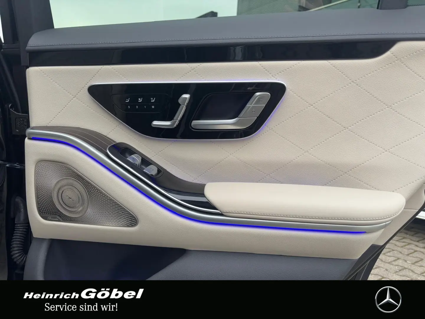 S 400 d 4M AMG AUG-RE-HUD BUR-3D SH HAL PANO FAP