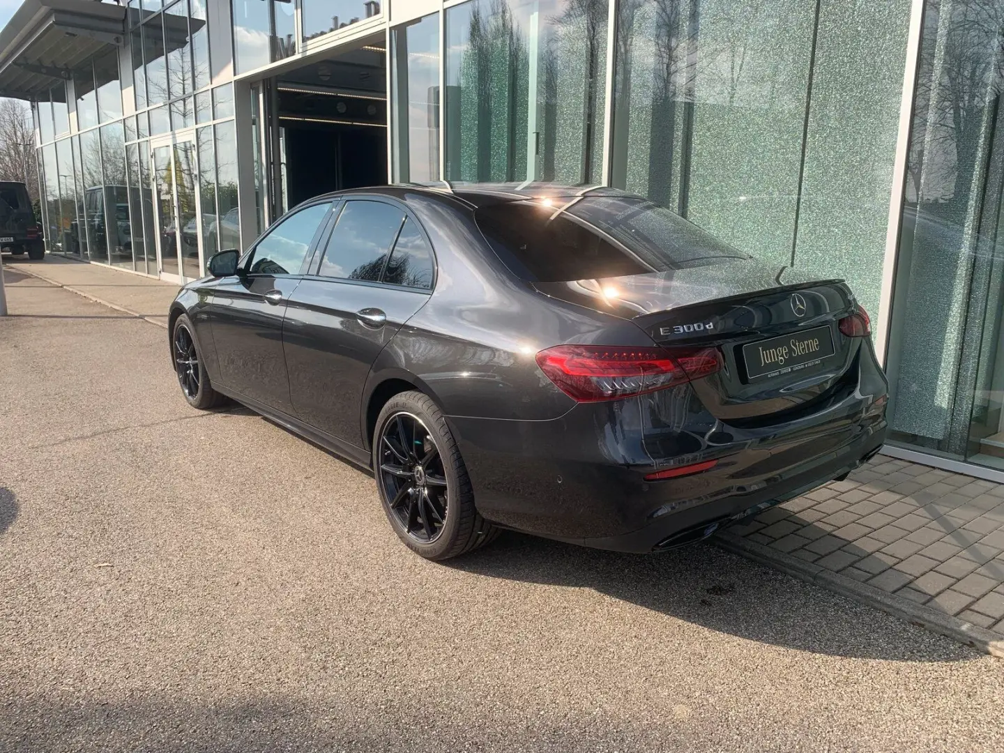 E 300 d 4M Limousine AMG*DISTRONIC*360CAM*AHK*