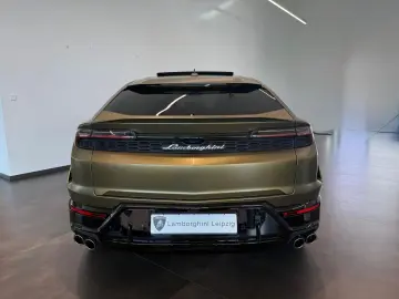 Urus 4.0 V8 PHEV SE