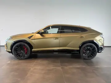 Urus 4.0 V8 PHEV SE