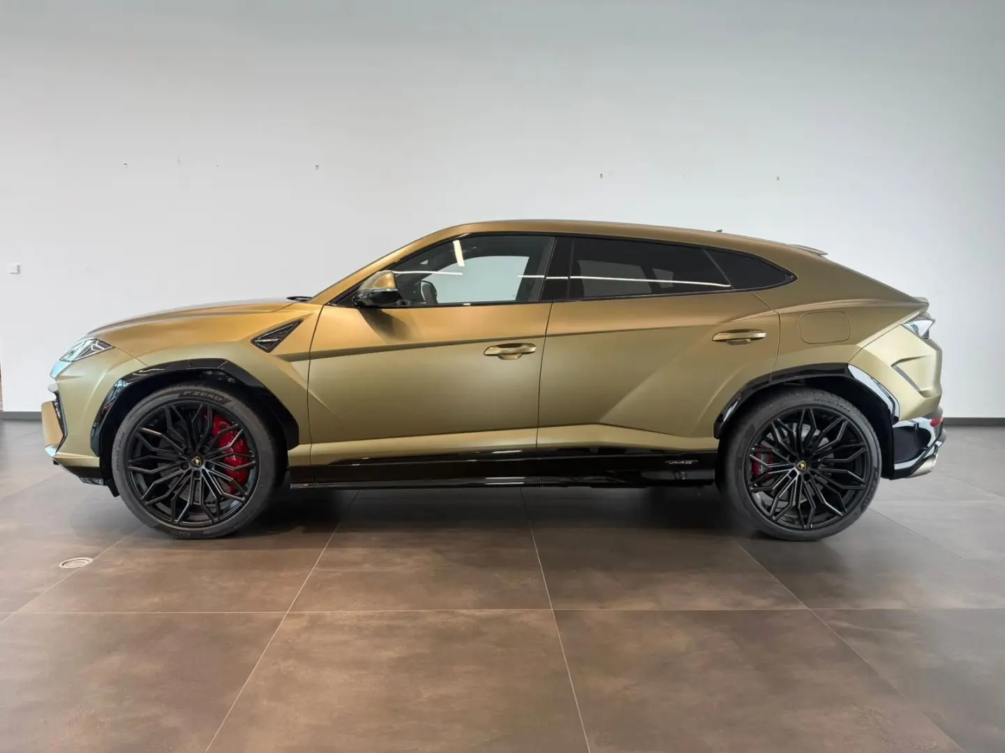 Urus 4.0 V8 PHEV SE