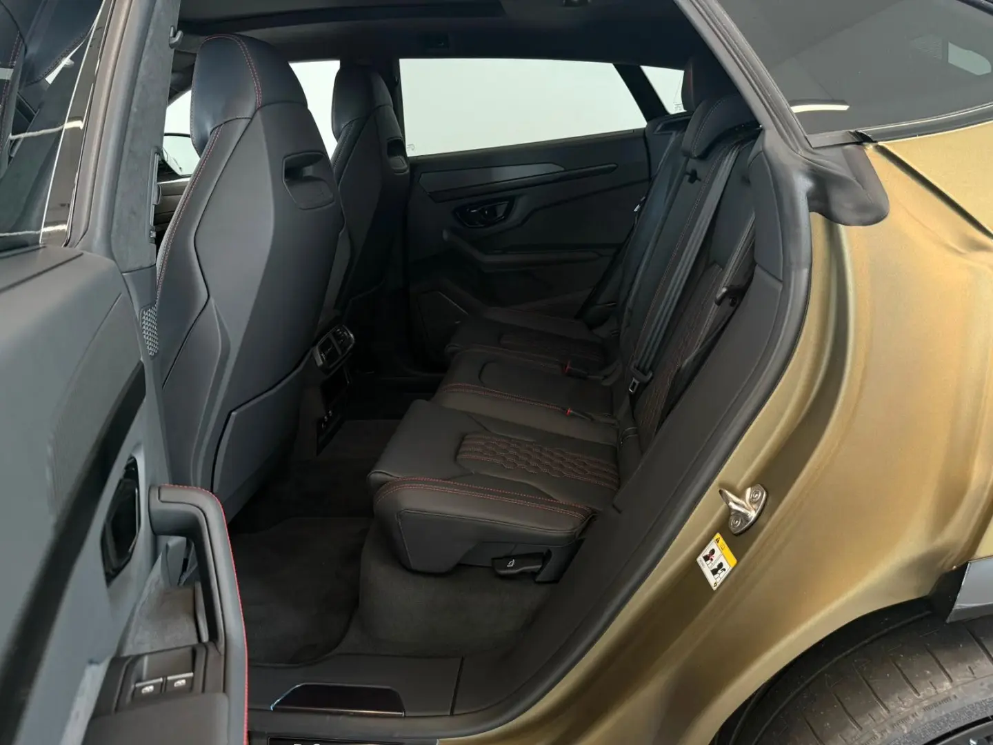 Urus 4.0 V8 PHEV SE