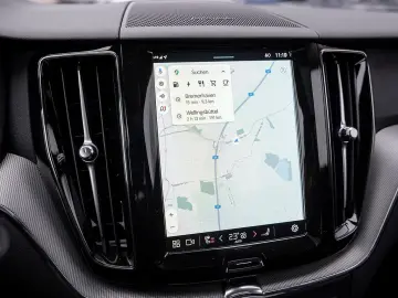 XC60 T6 Plus Dark Recharge AWD GJR PANO 360°