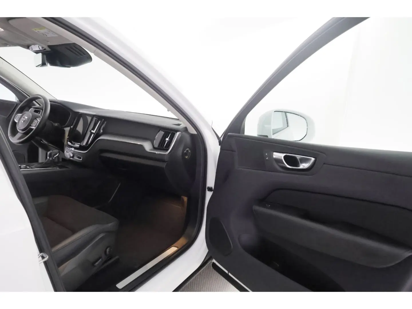 XC60 T4 Geartronic Momentum Pro LED NAVI KAMERA