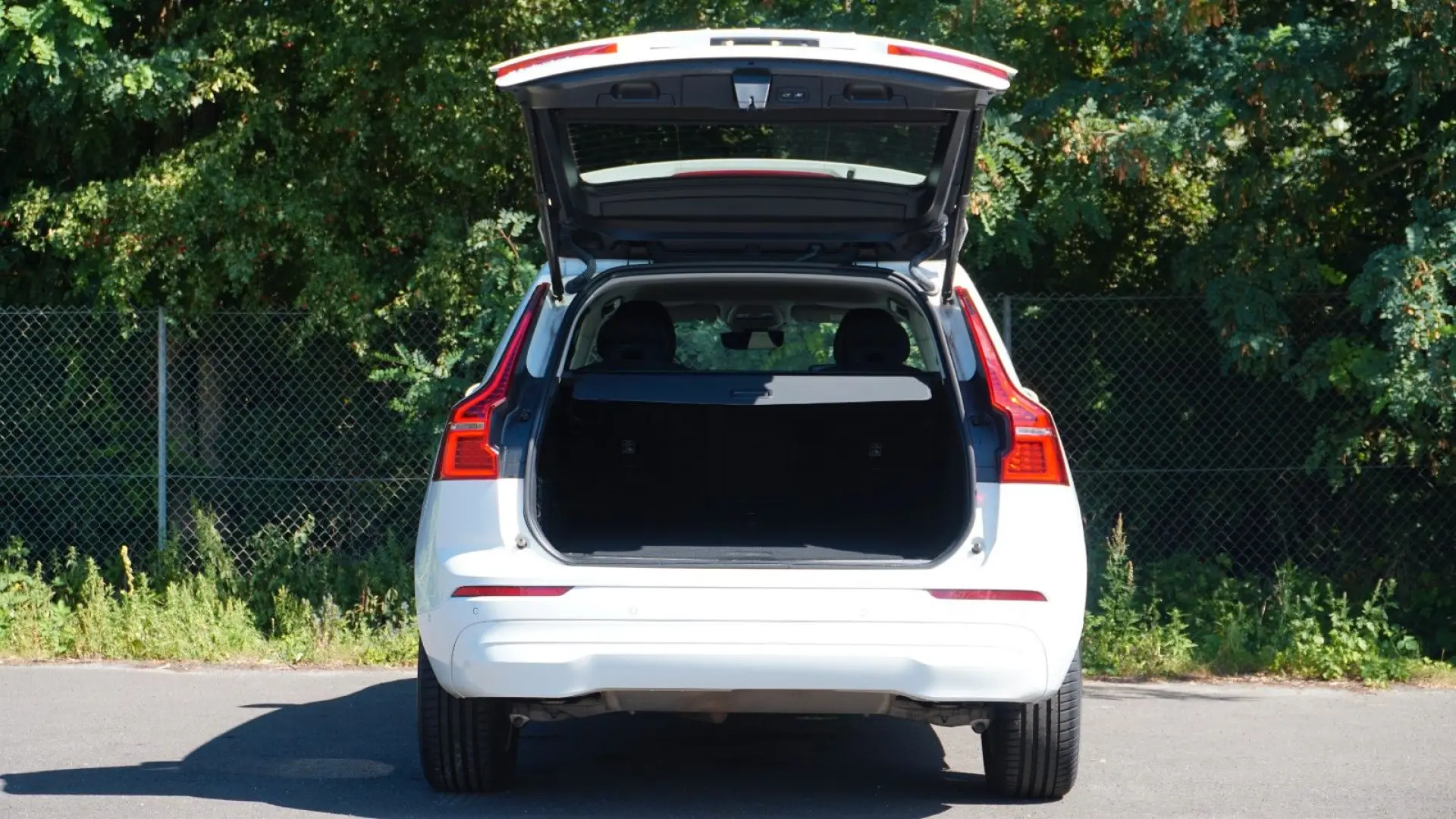 XC60 B4 Core LED 360  KeyGo Sitzheizung Facelift