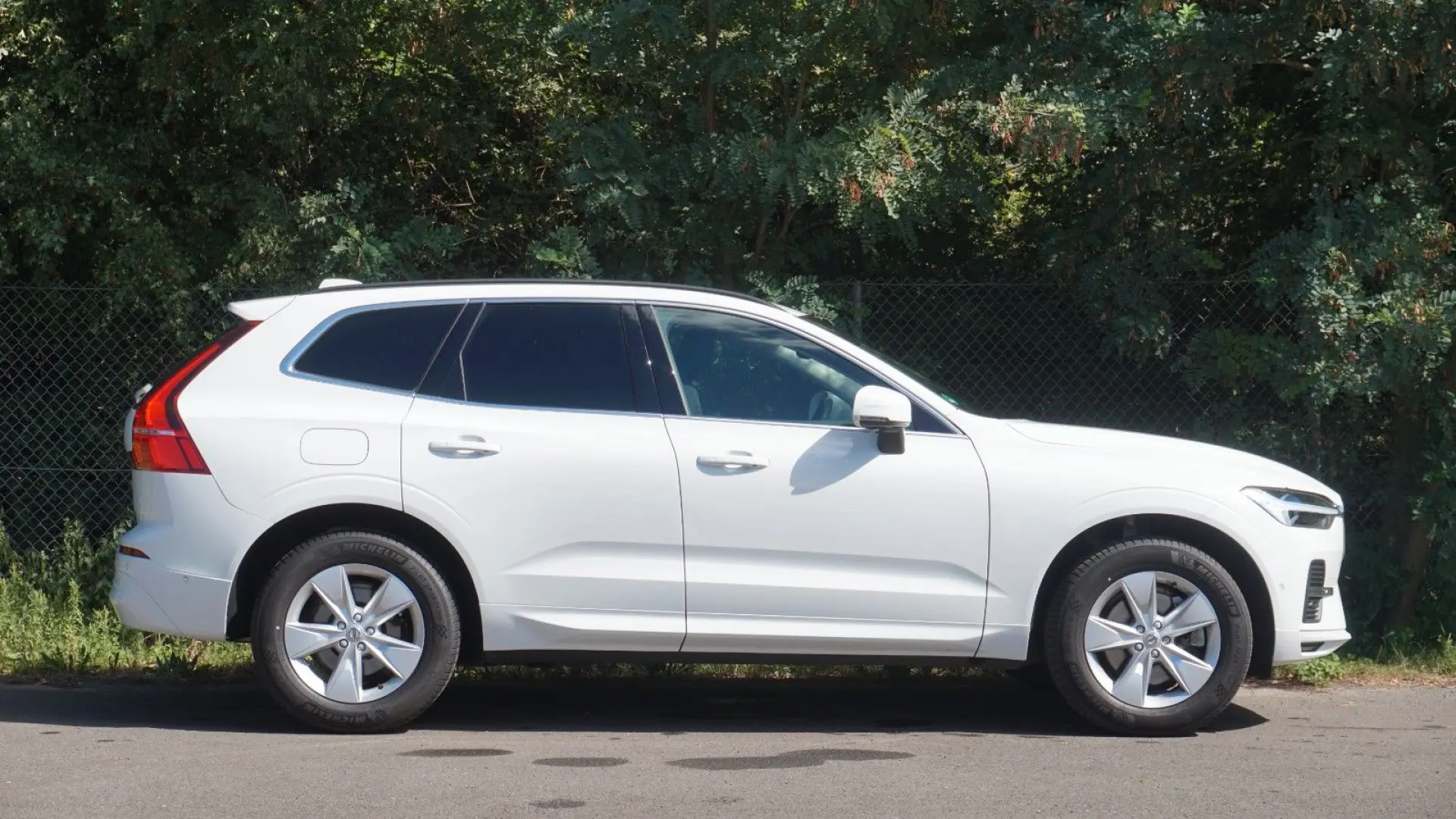 XC60 B4 Core LED 360  KeyGo Sitzheizung Facelift