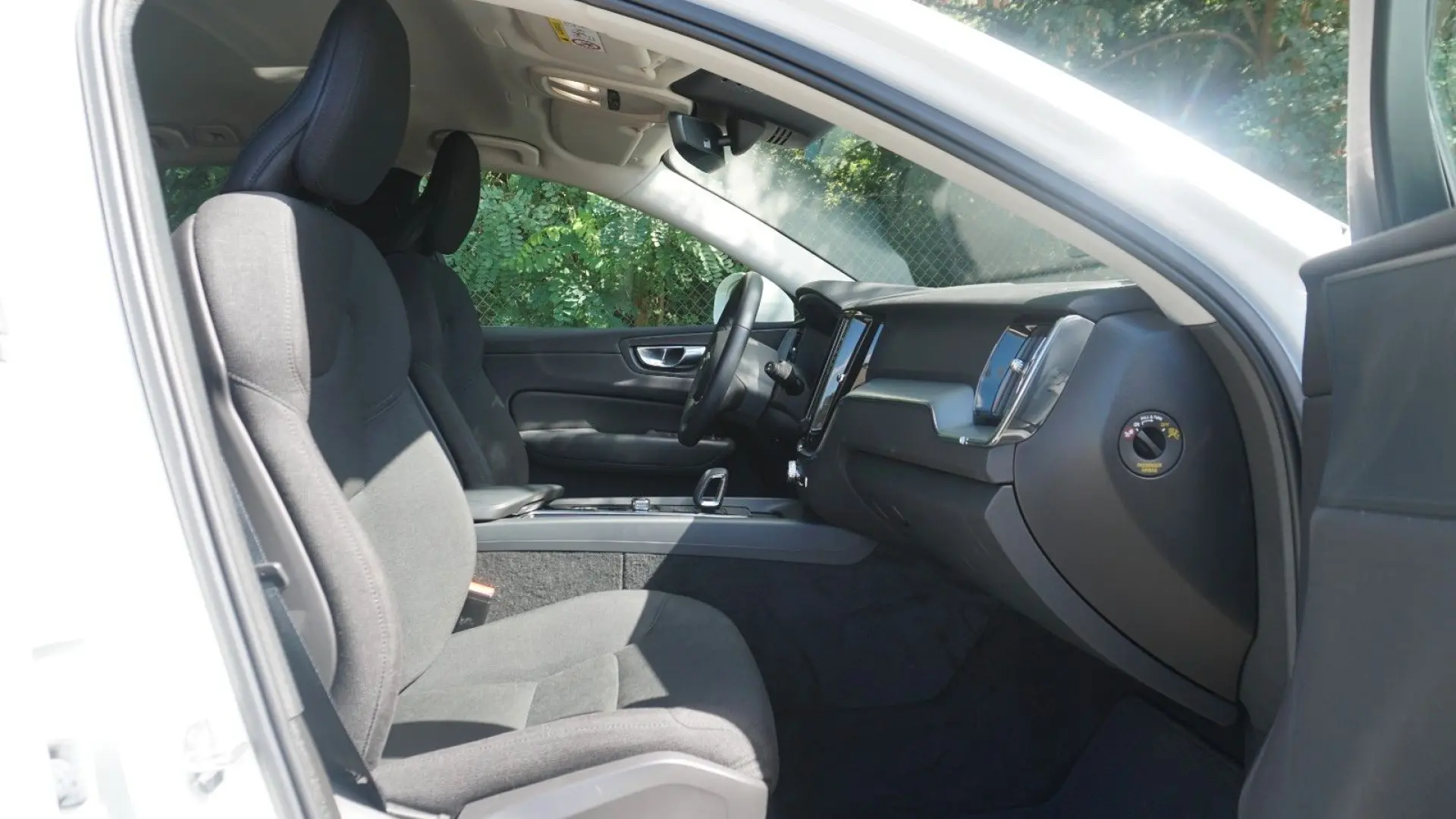 XC60 B4 Core LED 360  KeyGo Sitzheizung Facelift