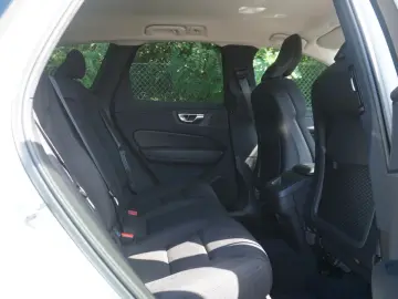 XC60 B4 Core LED 360  KeyGo Sitzheizung Facelift