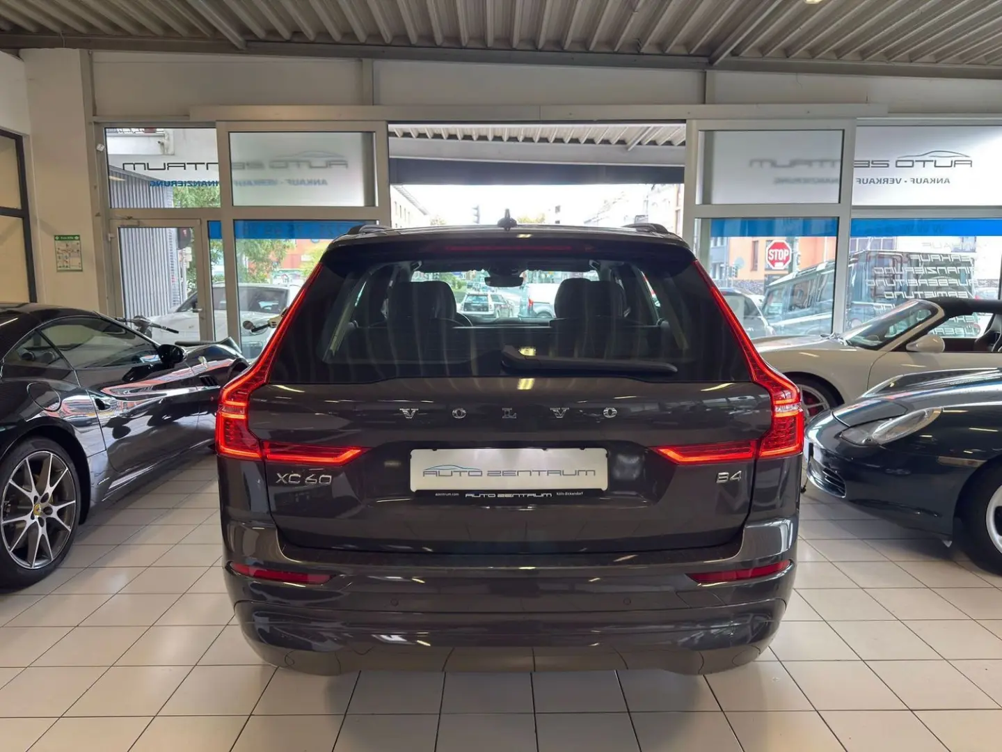 XC60 Momentum Pro 2WD/Facelift/Navi/Kamera