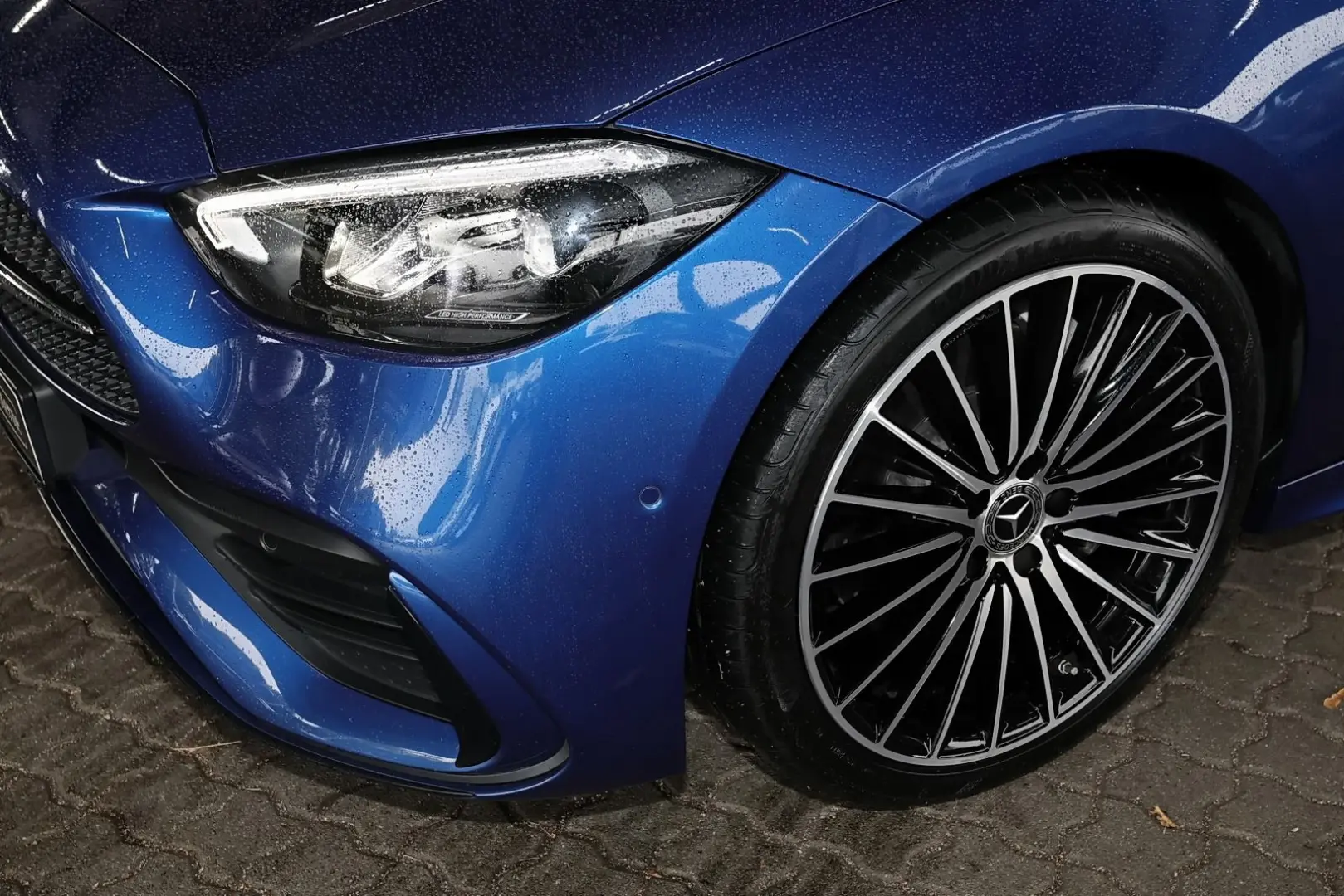 C 200 4M AMG MBUX+KAMERA+NIGHT PAKET+CARPLAY+19