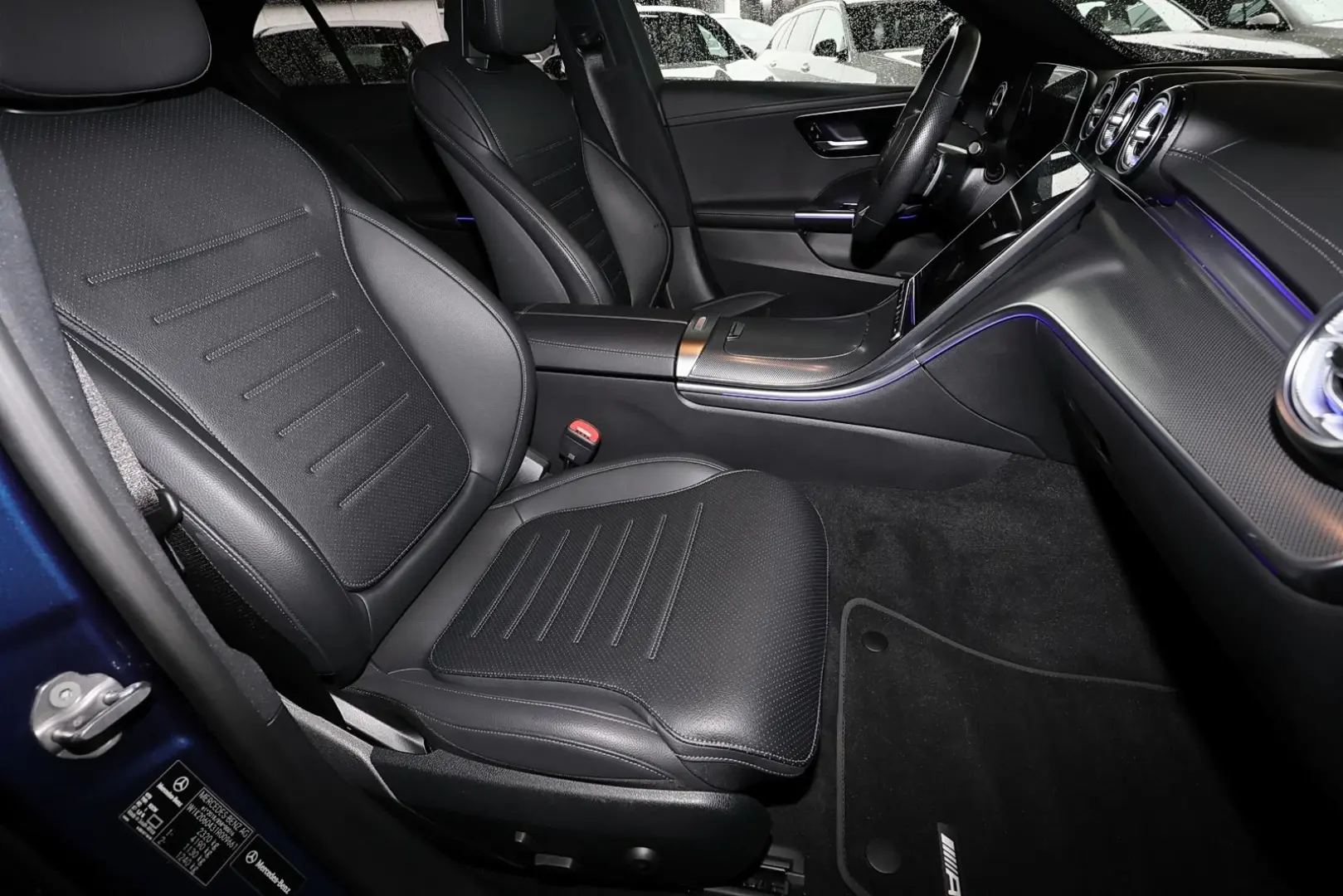 C 200 4M AMG MBUX+KAMERA+NIGHT PAKET+CARPLAY+19