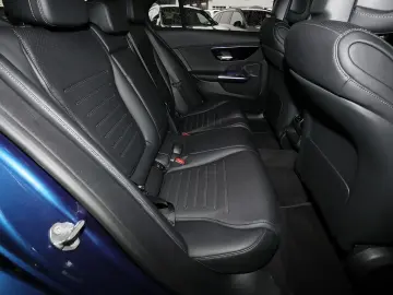 C 200 4M AMG MBUX+KAMERA+NIGHT PAKET+CARPLAY+19