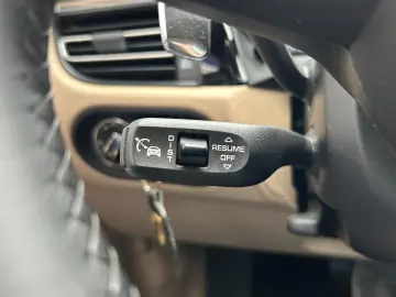 Macan S
