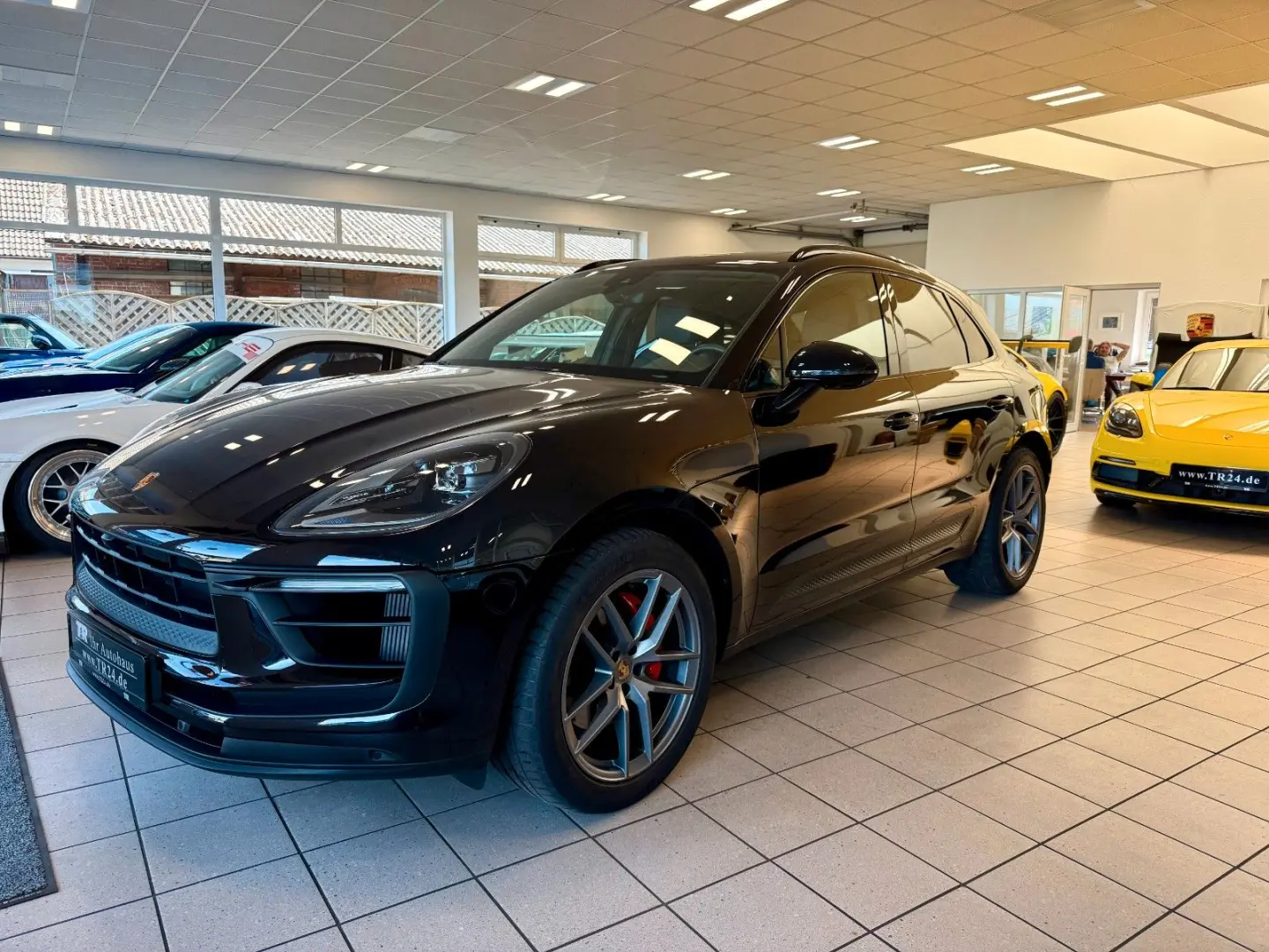 Macan S