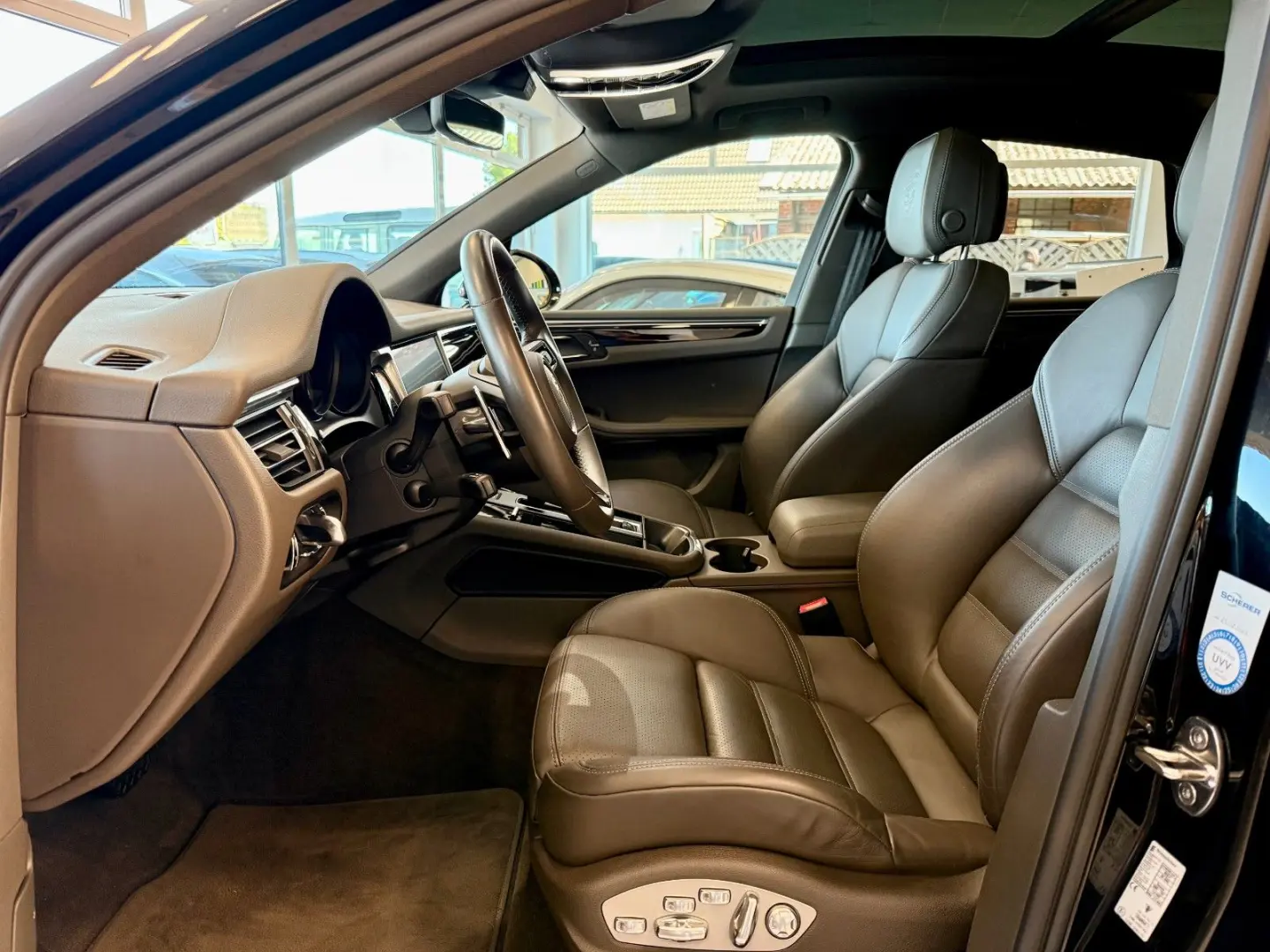 Macan S