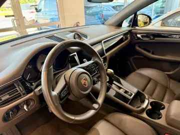 Macan S