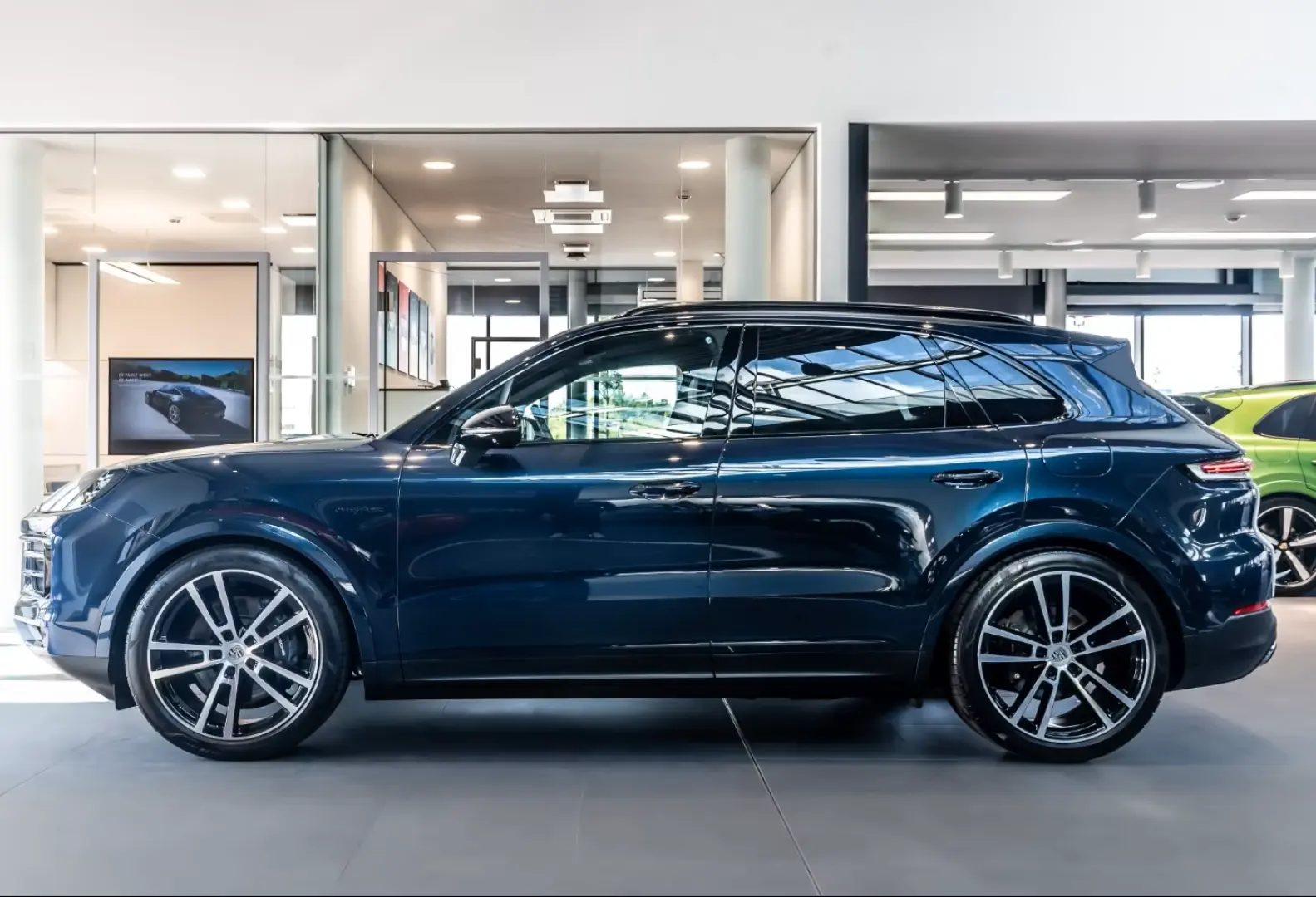 Porsche Cayenne Direcție E-Hybrid 22