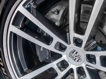 Porsche Cayenne Direcție E-Hybrid 22