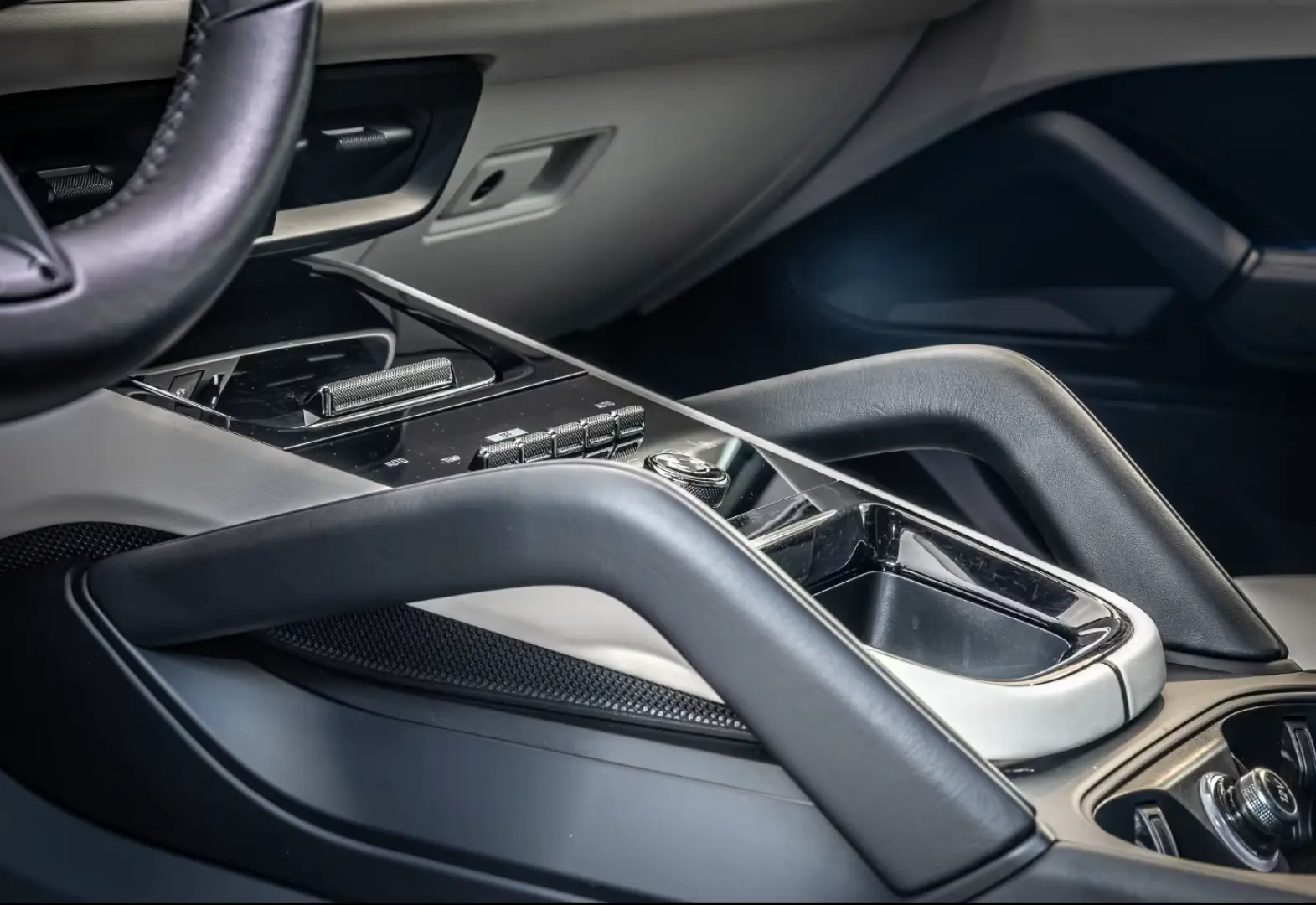 Porsche Cayenne Direcție E-Hybrid 22