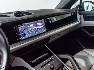 Porsche Cayenne Direcție E-Hybrid 22