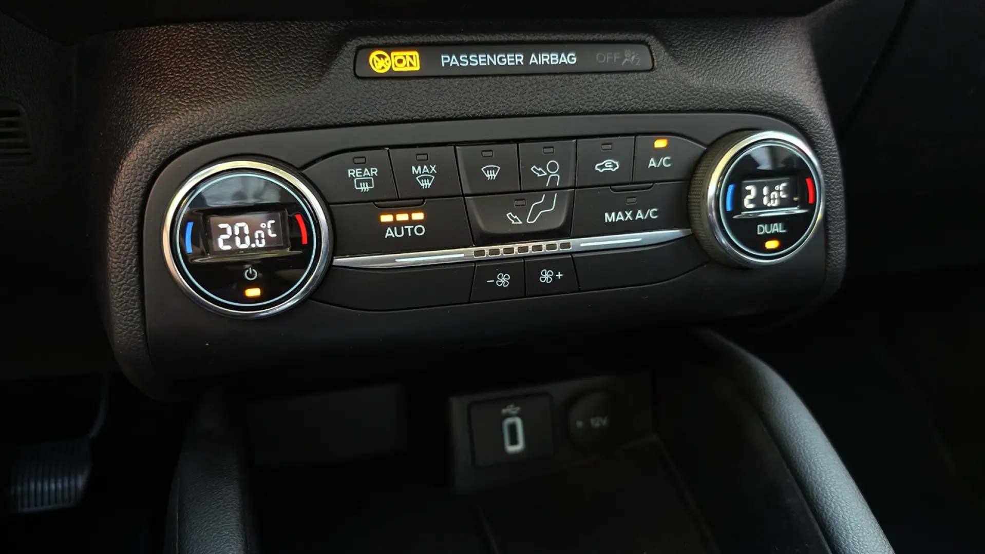 Ford Focus 1.5 EcoBlue Start-Stopp-System Aut. TITANIUM