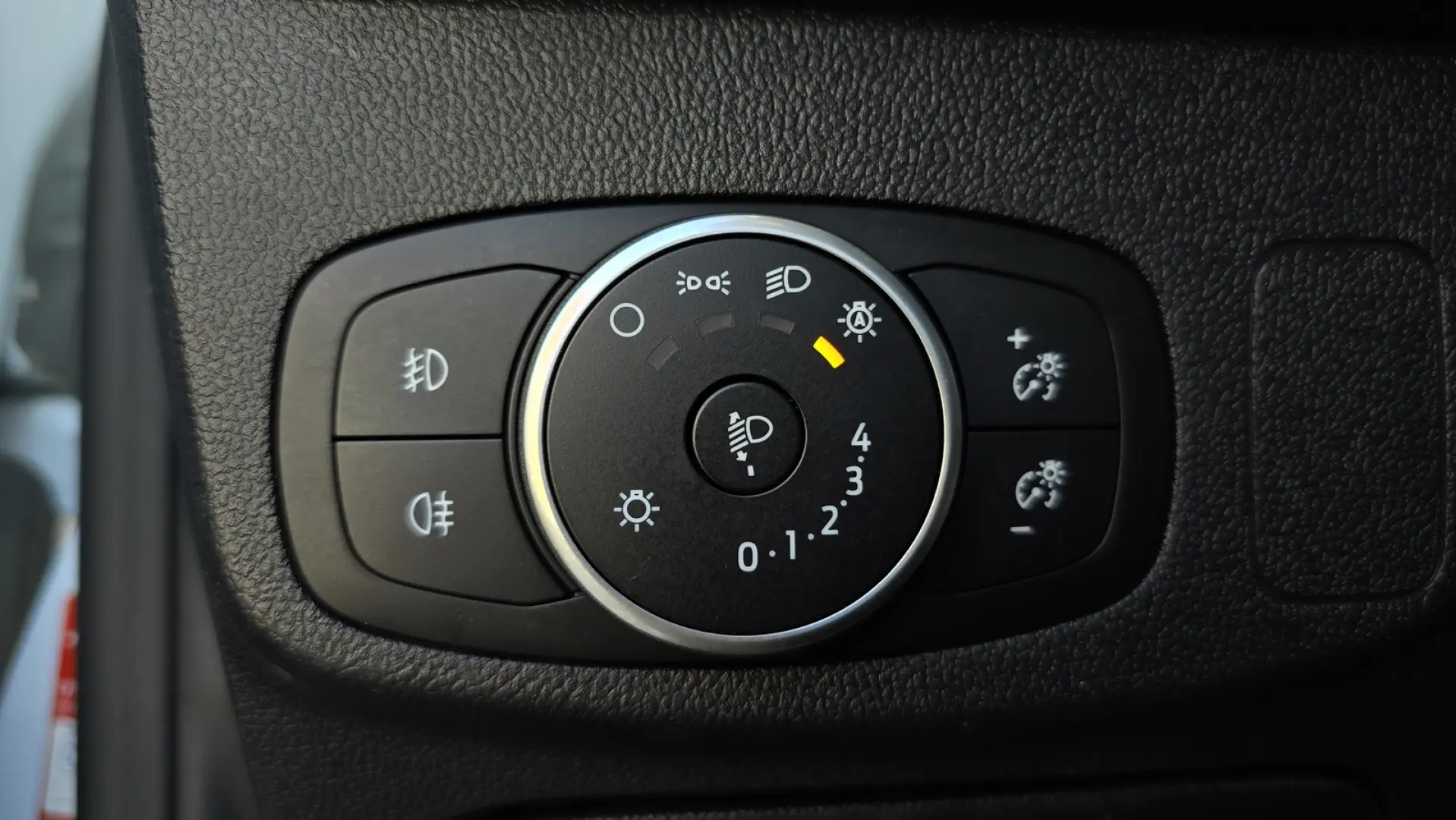 Ford Focus 1.5 EcoBlue Start-Stopp-System Aut. TITANIUM