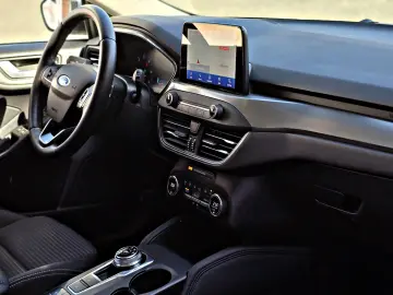 Ford Focus 1.5 EcoBlue Start-Stopp-System Aut. TITANIUM