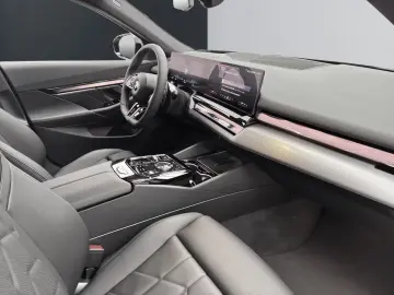 BMW 520 d xDrive Limousine [M Sport, HUD