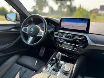 530 d xDrive M Sport Individual LED Kamera Hi-Fi