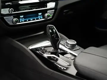 530d M Sport LASER HUD LEDER PANO Memory Keyless