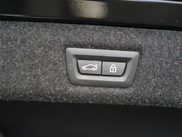 530d M Sport LASER HUD LEDER PANO Memory Keyless