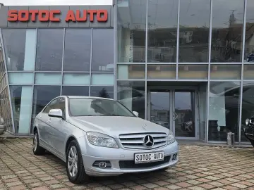 Mercedes-Benz C220