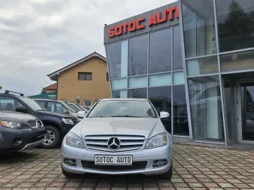 Mercedes-Benz C220