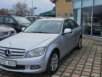 Mercedes-Benz C220
