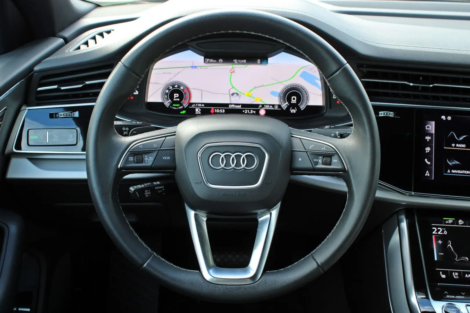 Q8 55TFSIe qu BLACK HUD AHK AIRS. MATRIX 360KAME