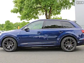 Q7 50TDI S LINE BLACK PANO HUD STHZ AHK MATRIX