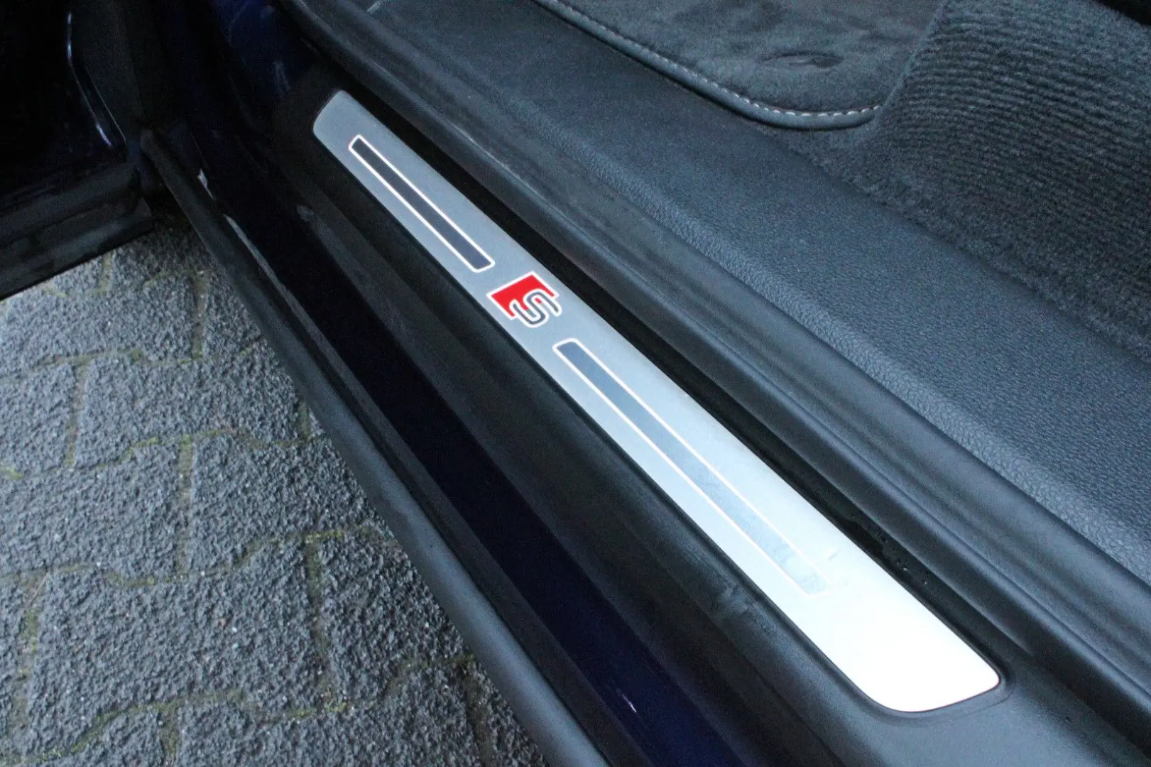 Q7 50TDI S LINE BLACK PANO HUD STHZ AHK MATRIX