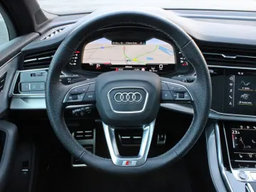 Q7 50TDI S LINE BLACK PANO HUD STHZ AHK MATRIX