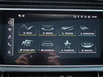 Q7 50TDI S LINE BLACK PANO HUD STHZ AHK MATRIX