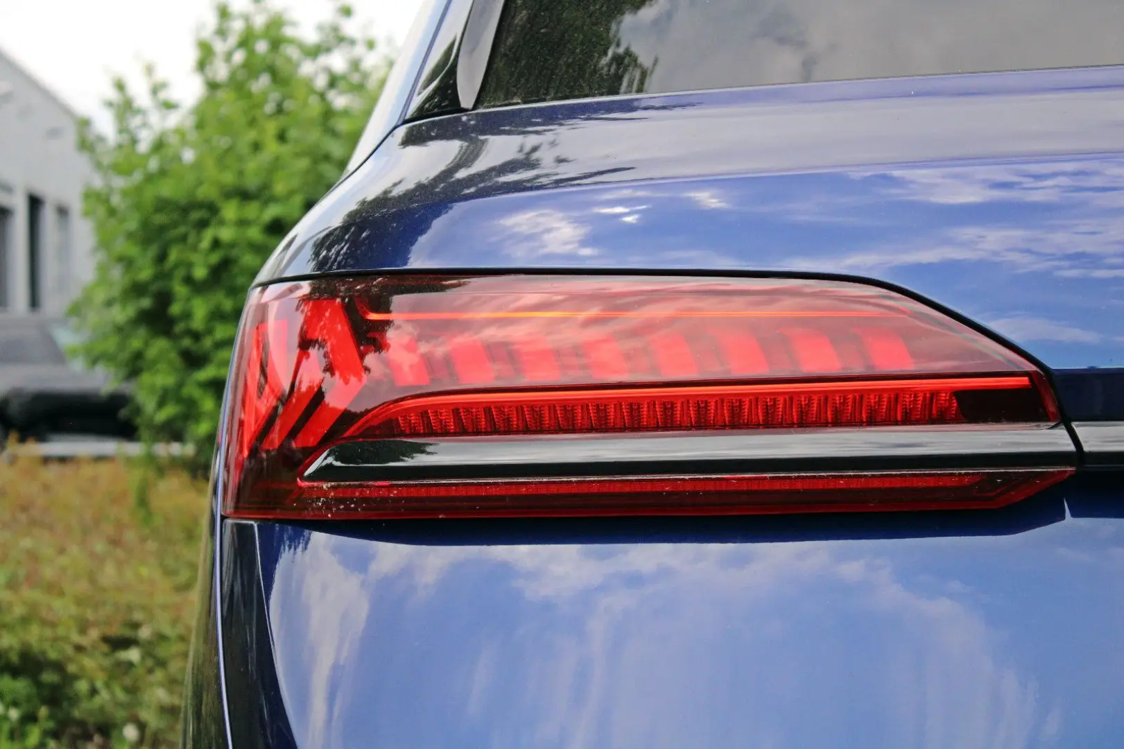 Q7 50TDI S LINE BLACK PANO HUD STHZ AHK MATRIX