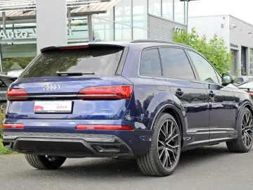 Q7 50TDI S LINE BLACK PANO HUD STHZ AHK MATRIX