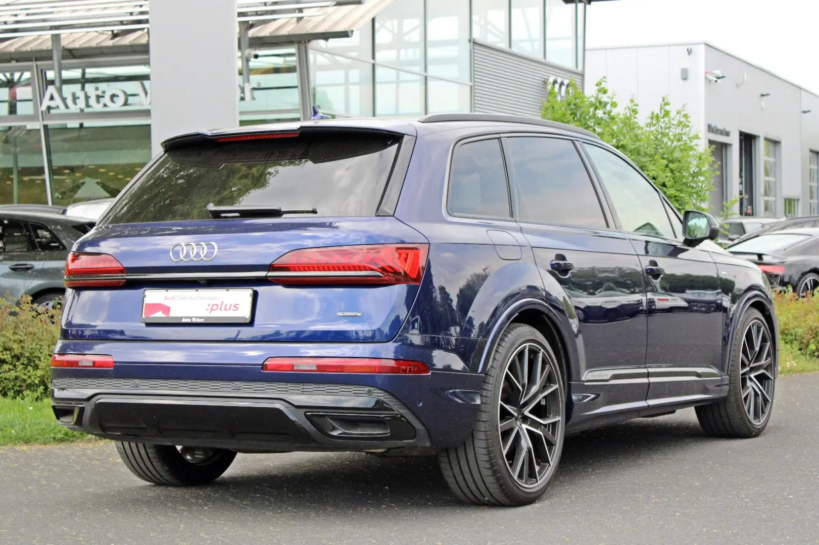 Q7 50TDI S LINE BLACK PANO HUD STHZ AHK MATRIX