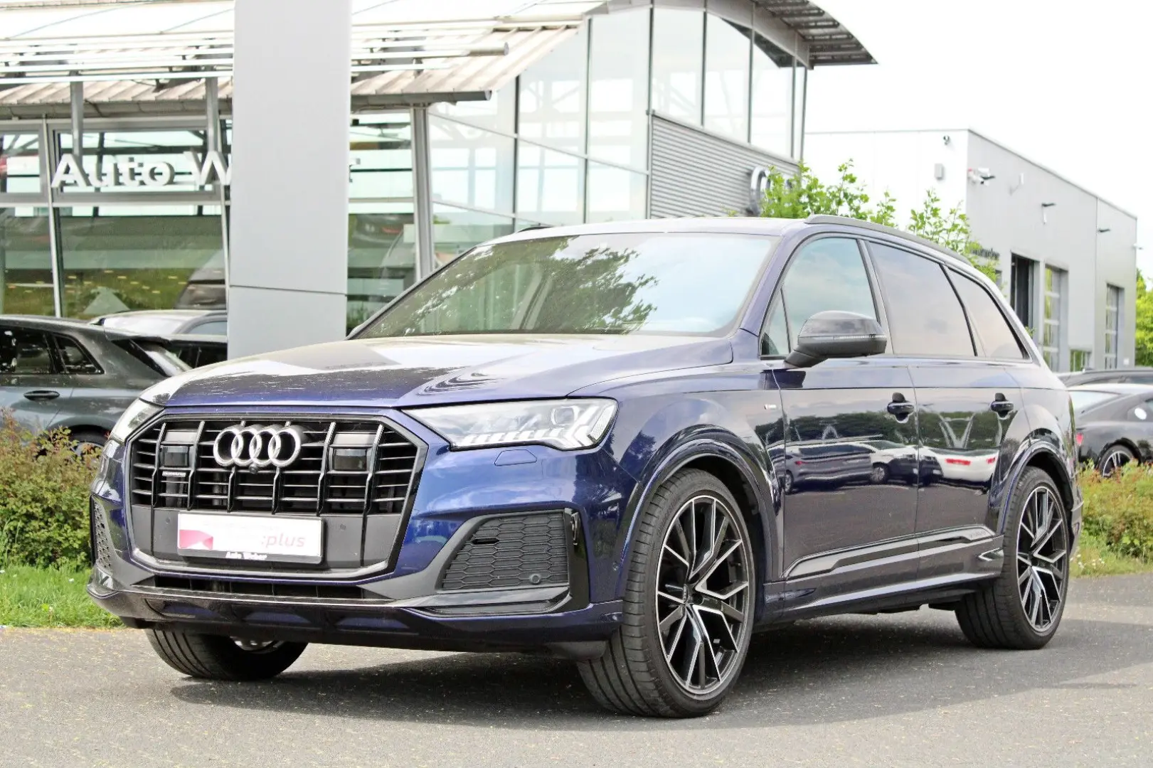 Q7 50TDI S LINE BLACK PANO HUD STHZ AHK MATRIX