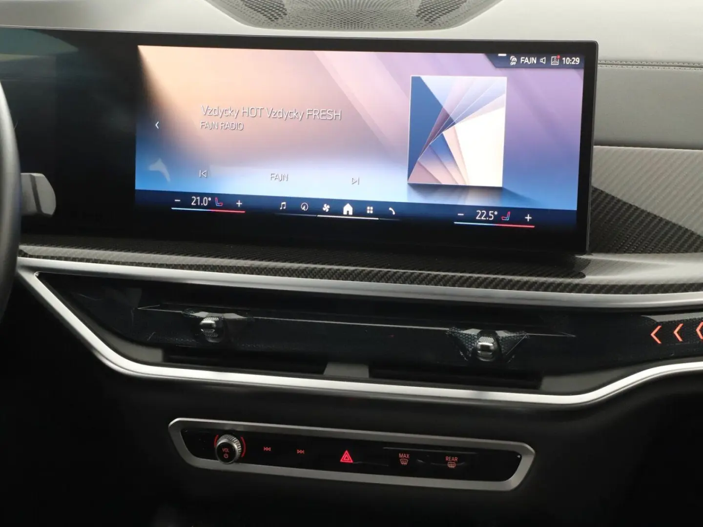 X6