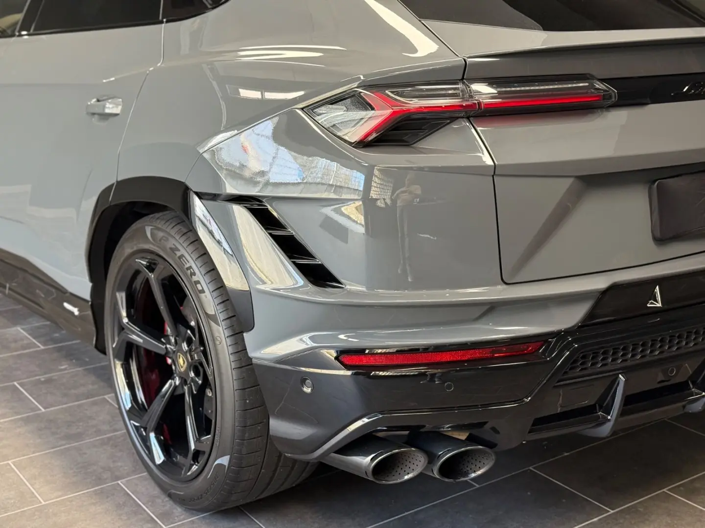 Urus S Grigio Telesto B&O Panorama Night-Vision